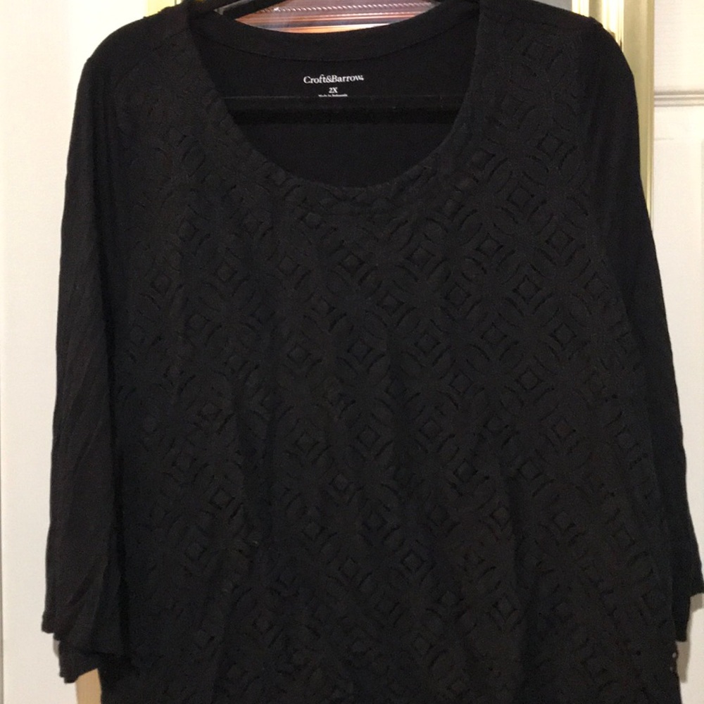 Croft and barrow scoop neck 3/4 sleeve T-shirt